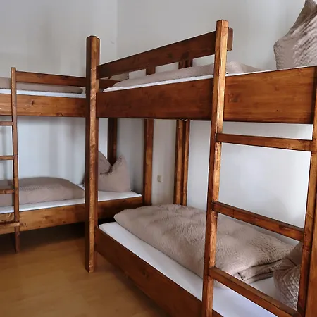 Almhof Baumgarten Bed & Breakfast
