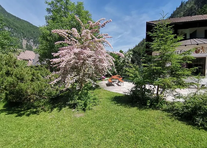 Almhof Baumgarten Bed & Breakfast Bad Reichenhall