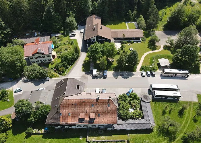 Almhof Baumgarten Bed and Breakfast