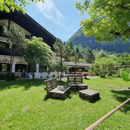 Bed & Breakfast Almhof Baumgarten Bad Reichenhall