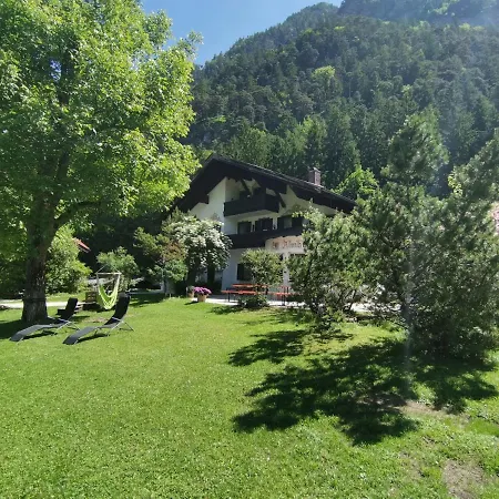 Almhof Baumgarten 3*