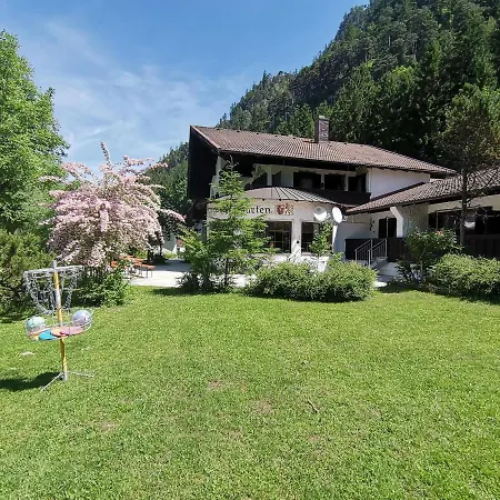 Almhof Baumgarten Bed & Breakfast Bad Reichenhall