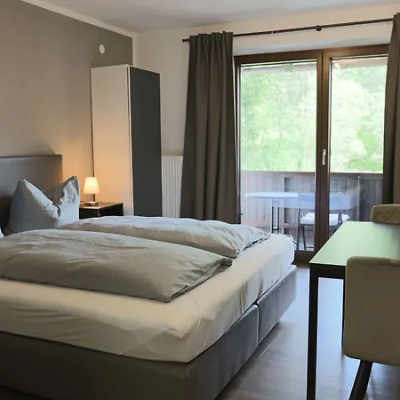 Almhof Baumgarten 3*