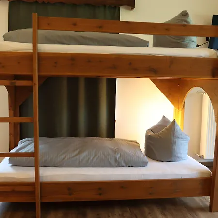 Almhof Baumgarten Bed & Breakfast